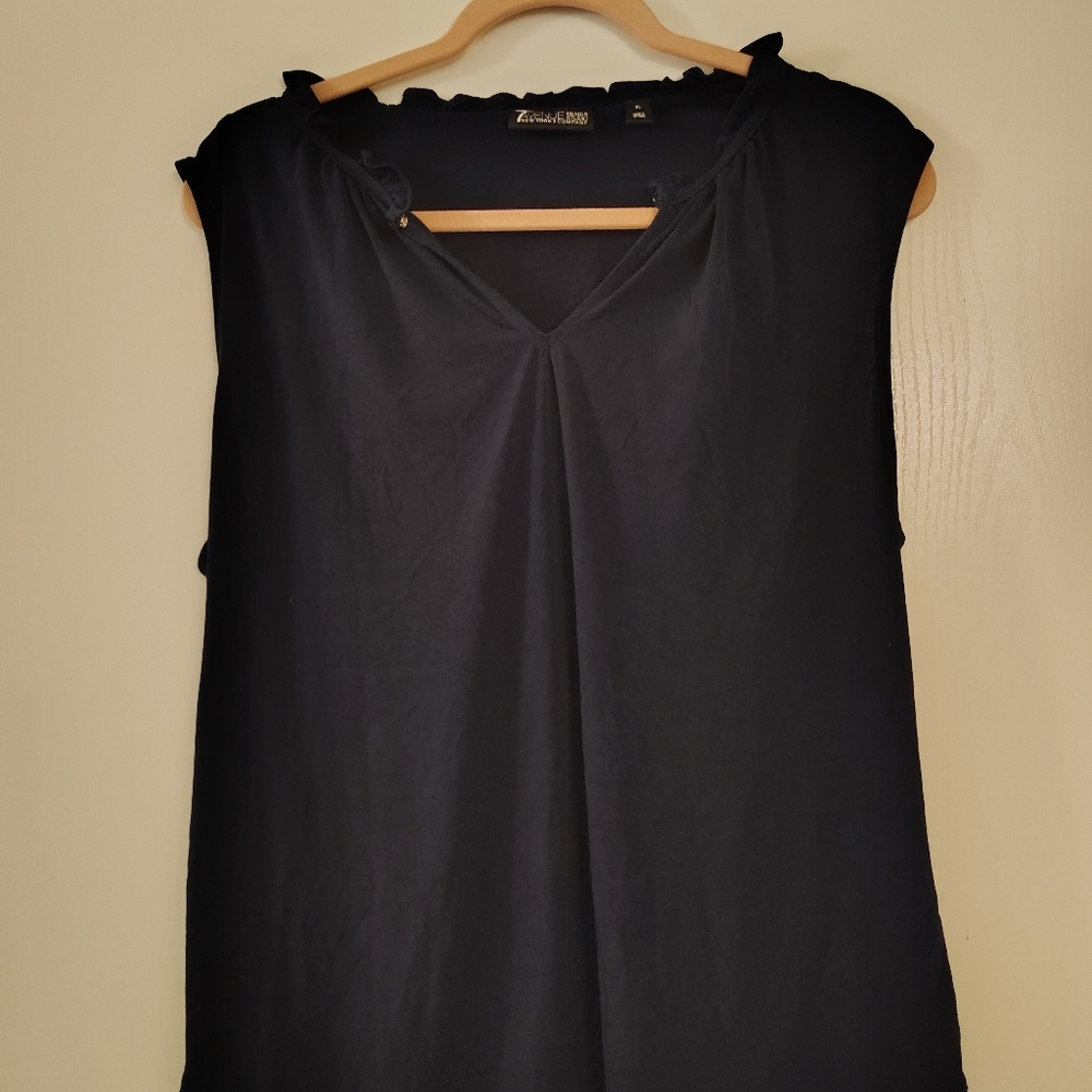 Women's dark blue blouse short sleeves made by Worthington XX large